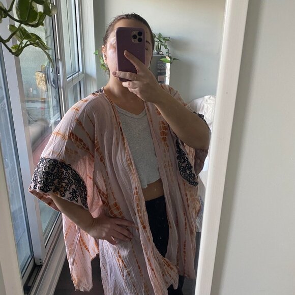 Free People Love Triangle Blush Rust Tie Dye Black Embroidered Kimono S - Picture 7 of 7